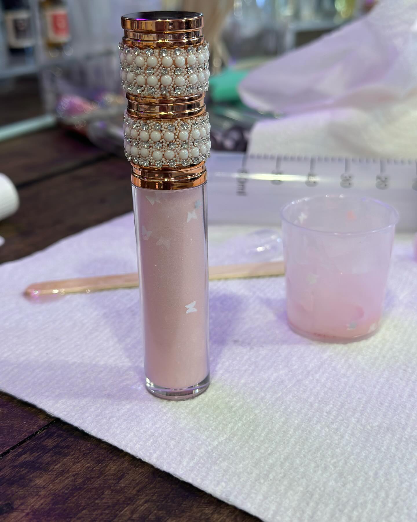 Custom Lip Gloss Bar Training (online modules)